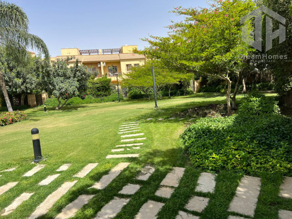 Villa for sale in vg1 madinaty golf area