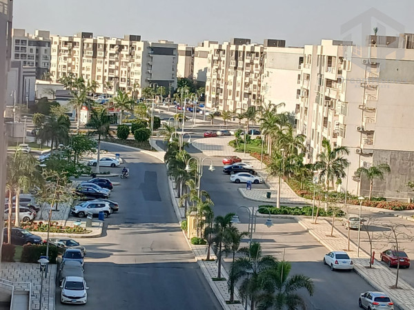 شقة بيع 116متر بمدينتى فى B10 فيو شارع جنب الخدمات