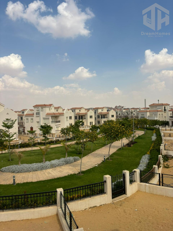🏡 فيلا توين هاوس فاخر للإيجار في كمبوند سيليا –35000