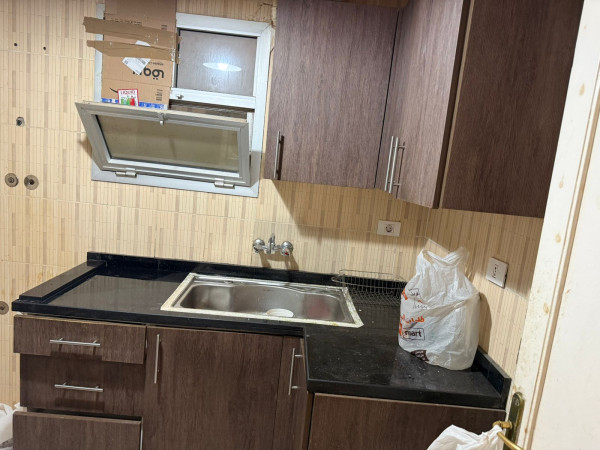 للبيع كاش  بمدينتي شقه مميزه 103م بمنطقة (B6)